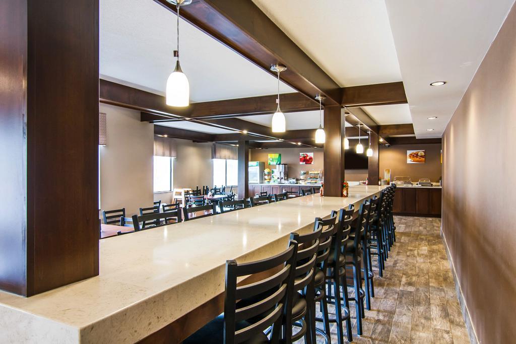 Quality Inn Tigard Portland Southwest Екстериор снимка