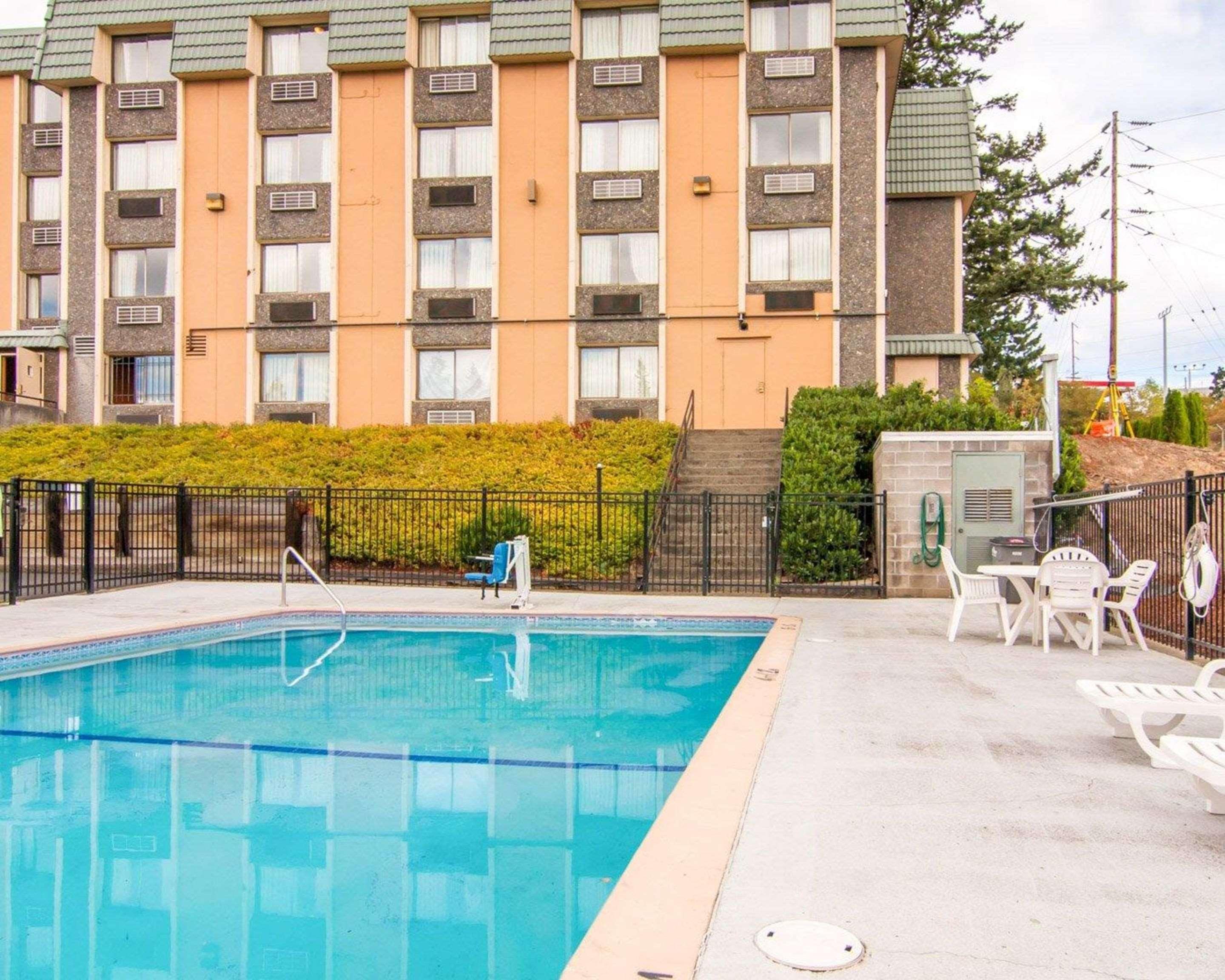 Quality Inn Tigard Portland Southwest Екстериор снимка