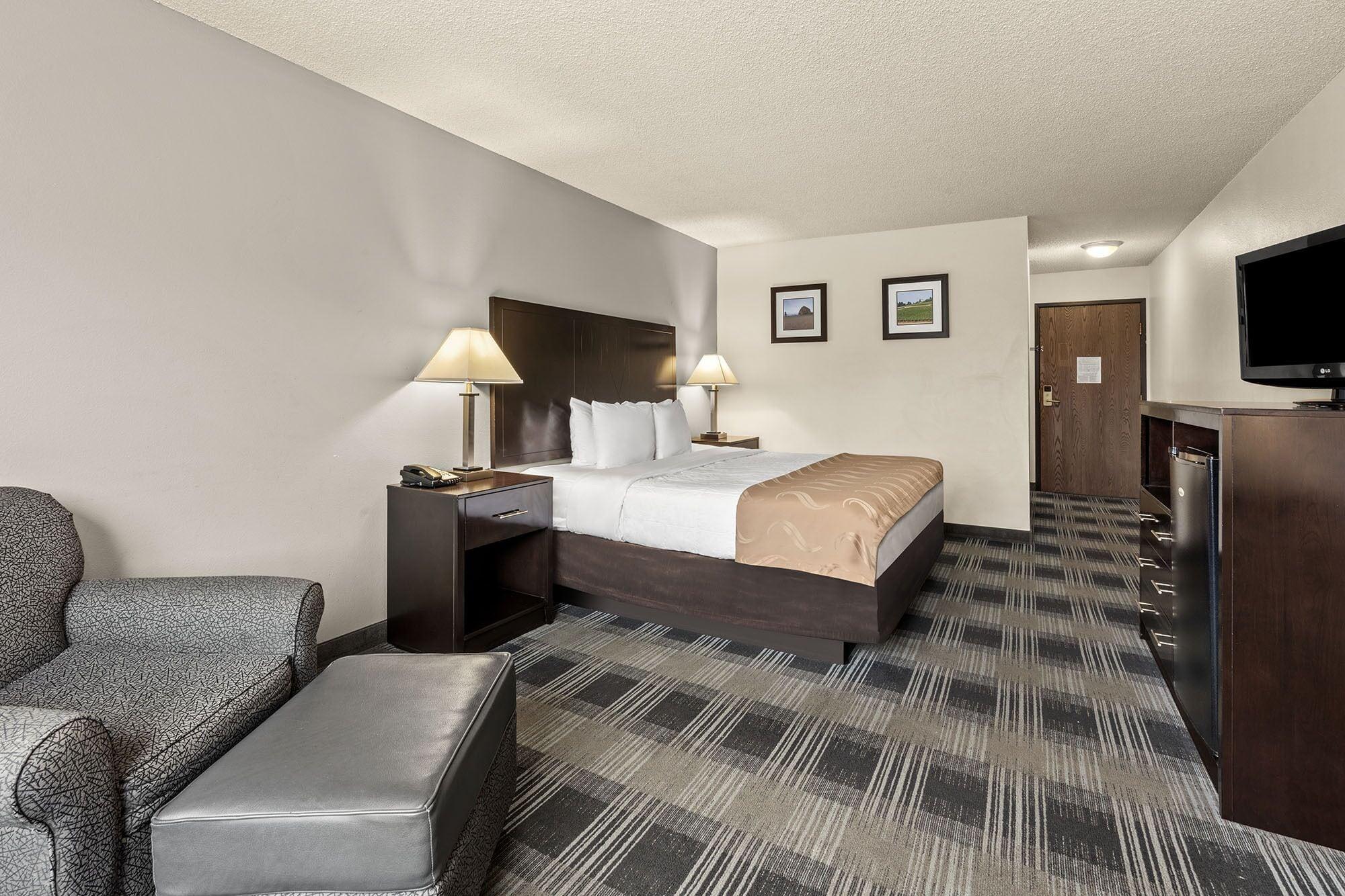 Quality Inn Tigard Portland Southwest Екстериор снимка